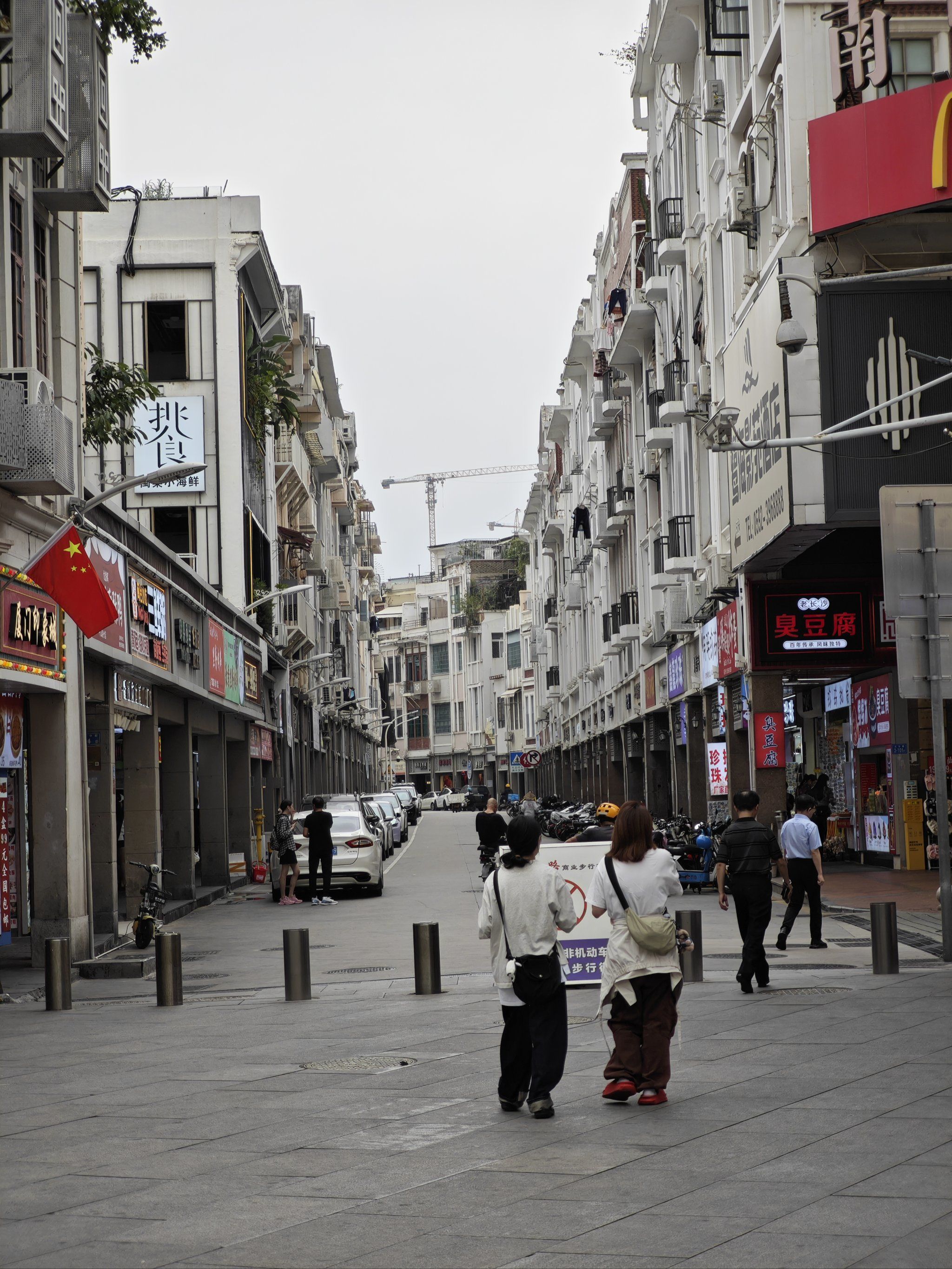 假期过后的中山路