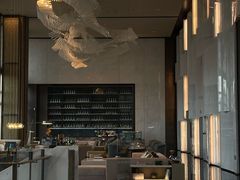 -深圳国际会展中心希尔顿酒店(前海华发冰雪世界店)