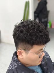 -尤司男士国潮理发馆