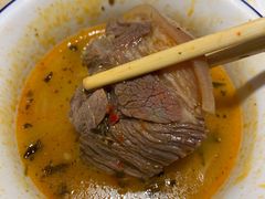 带皮狗肉-英子补身汤(海兰路店)