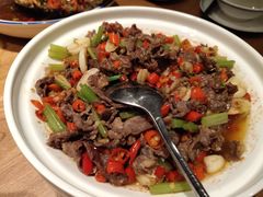 -费大厨辣椒炒肉(万家丽一店)