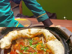 豆角烀饼锅-满兴咱妈烀饼铁锅炖(兰州北街店)