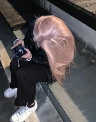 -HAIR HERE造型