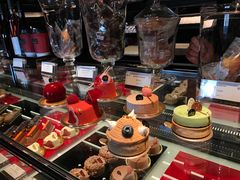 -Salon de The de Joel Robuchon(外滩18号店)