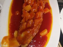 鸿运菠萝鱼-蛙蛙叫干锅年代(簋街总店)