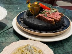 -秘密旅行Bonjour(黑金冠 江南西店)