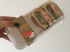 -巴黎贝甜(周浦海印店)