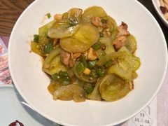 -黄泥岗·地道湖北菜(奥特莱斯店)