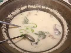 -陈大锅·岳阳鱼馆·地道岳阳菜(美食街店)