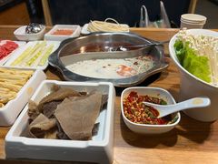 -傣妹火锅(南京东路一店)