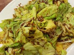 -巷子深菜馆·津门肘子(滨海店)