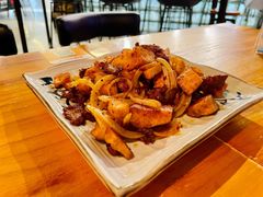 馕丁炒烤肉-疆Jiang·新疆秘制料理