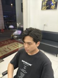 -乾健·烫染·接发SALON