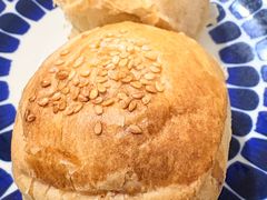 -白玉兰食品甜凤店(合生汇店)