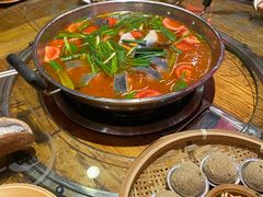 -亮欢寨酸汤鱼(沙冲路店)