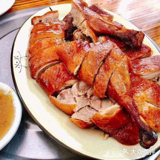 连州吕保餐厅(朝南大厦店)