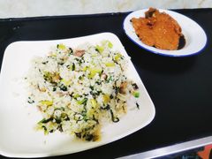 香菇咸肉菜饭-舒蔡记生煎菜饭(云南中路店)