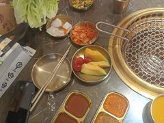 -山焱·炭火自助烤肉(周浦万达店)
