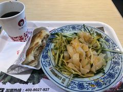 -勾魂凉皮(西二旗辉煌国际店)