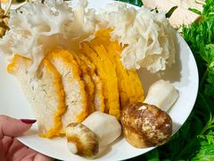 -京彩臻品火锅