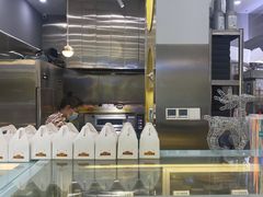 面包甜点陈列柜-猫王榴莲世家(三里屯SOHO商场店)