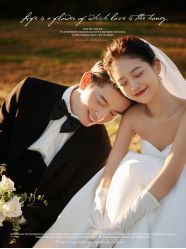 -易摄影婚纱摄影工作室