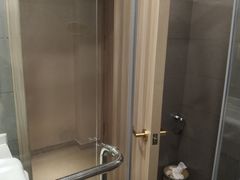 -维也纳酒店(成都春熙路李家沱地铁站店)