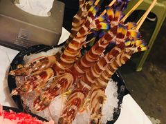 花竹虾-鲜入围煮花胶鸡海鲜火锅