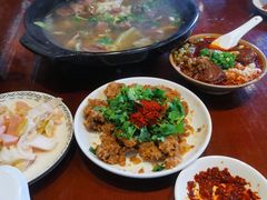 -谢老五跷脚牛肉·非遗传承店