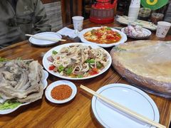 手抓羊肉-伊犁羊杂馆