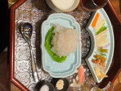 -龙悦湾酒家·八阵鱼生·渔人码头店