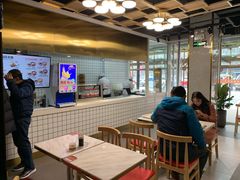 大堂-百年尹氏汤包(湖南路狮子桥店)