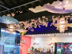 -老街烧烤大排档·地道湖北菜·龙虾馆(汉口火车站店)