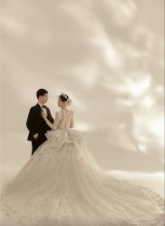 -玫瑰星座婚纱摄影轻奢定制(双井店)