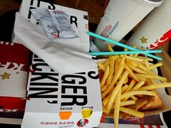 -麦当劳(龙洞店)