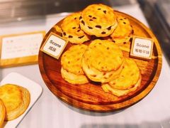 -SKROLL卡特司库·蛋糕定制·生吐司·司康(古北程家桥店)