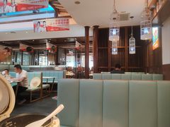 -阿瓦山寨·湘菜现炒·剁椒鱼头王(咸阳总店)