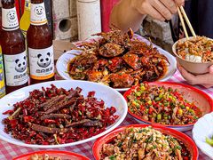 -捌贰虾蟹·江湖菜馆(江汉路店)