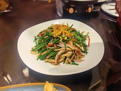 -江上荟·创意中国菜(绿地缤纷城店)