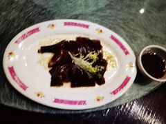 招牌烧鹅拼叉烧-猪肉婆私房菜(容桂总店)