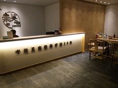 -崇英经络足疗(曲江店)