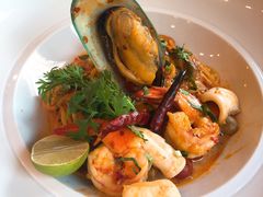 -Chom Cafe and Restaurant