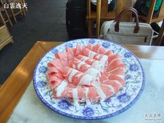 肥牛-东来顺饭庄(西直门店)