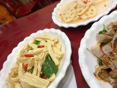 -金杨拉面王小吃面馆·牛三宝面·红烧牛肉粉