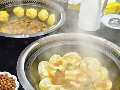-三江鱼东北特色铁锅炖(骆驼店)