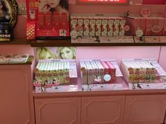 -4iNLOOK美瞳店(中山公园龙之梦店)