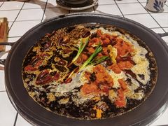 -旧街市鲜货老火锅(大光路店)