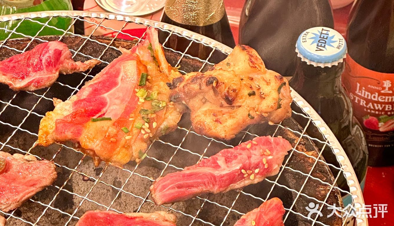 “新年的第一顿深夜烤肉”