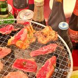 “新年的第一顿深夜烤肉”
