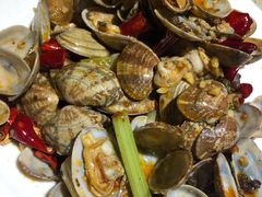 -休记光头香辣蟹干锅店(衣冠庙店)